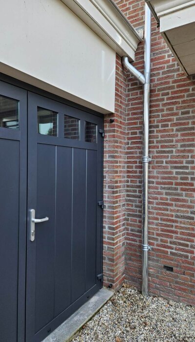 Zinken regenbuizen
