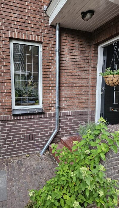 Zinken regenafvoer