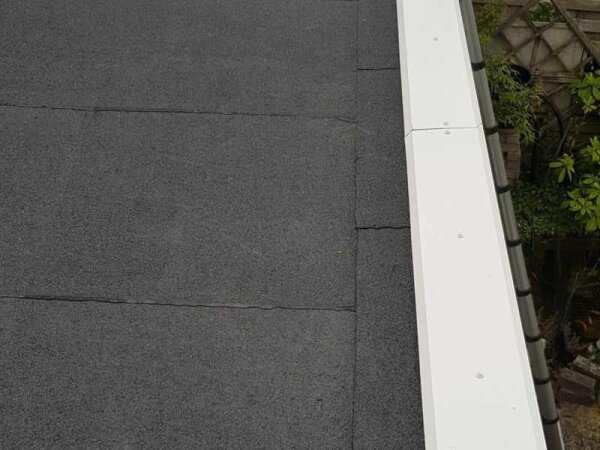 Dakrand met plastisol afdekkappen - foto 6